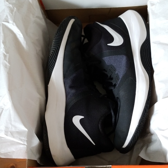 EUC Nike Air Precision II NBK - Picture 4 of 8